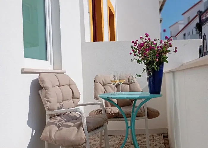B&B Santa Cruz - *